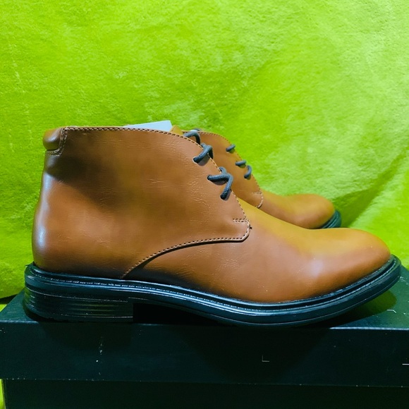 Alfani Other - Brand new in box men Alfani tan boots size 8M